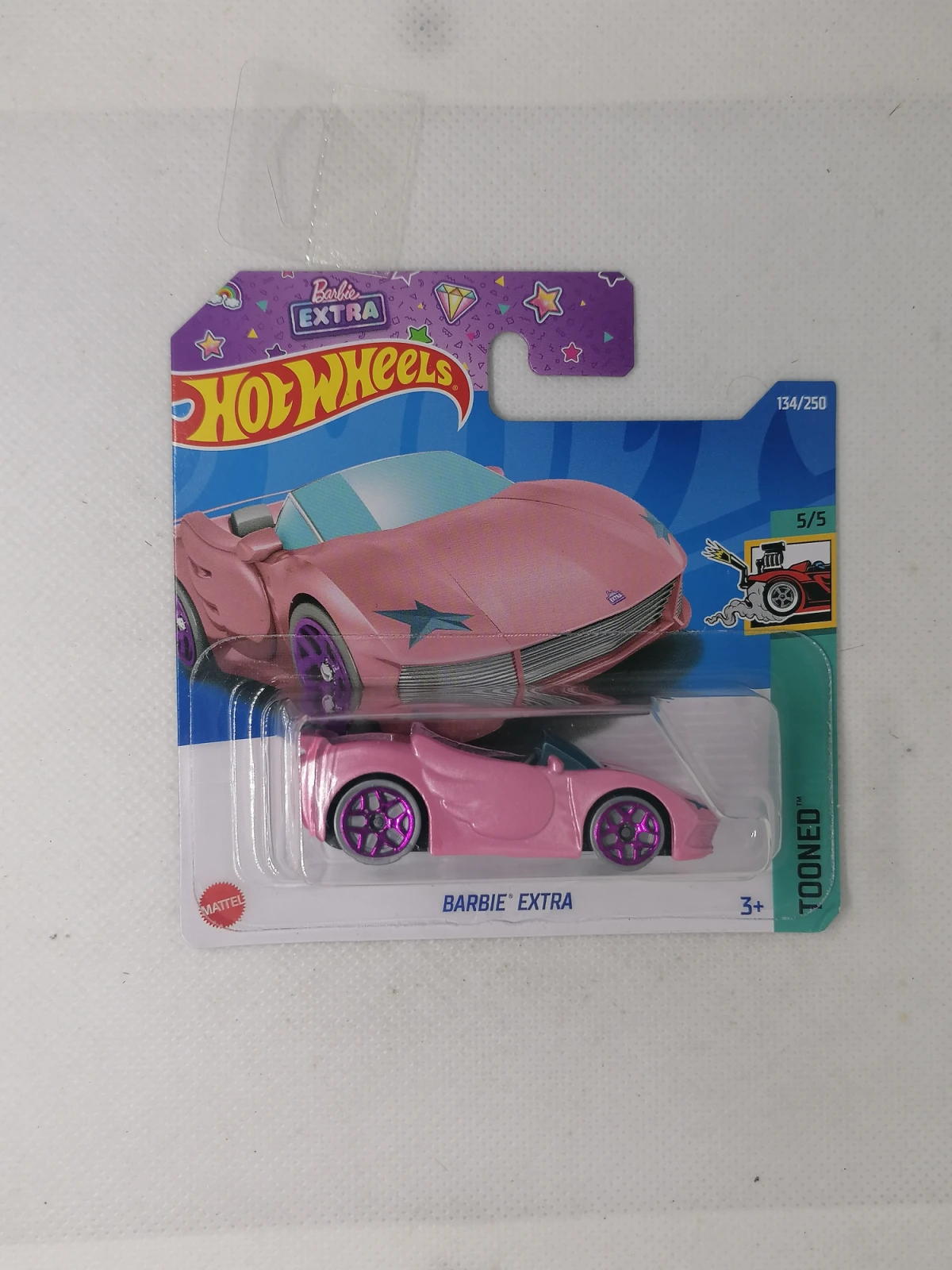 2022 Barbie Extra Pink: Short: Image 2