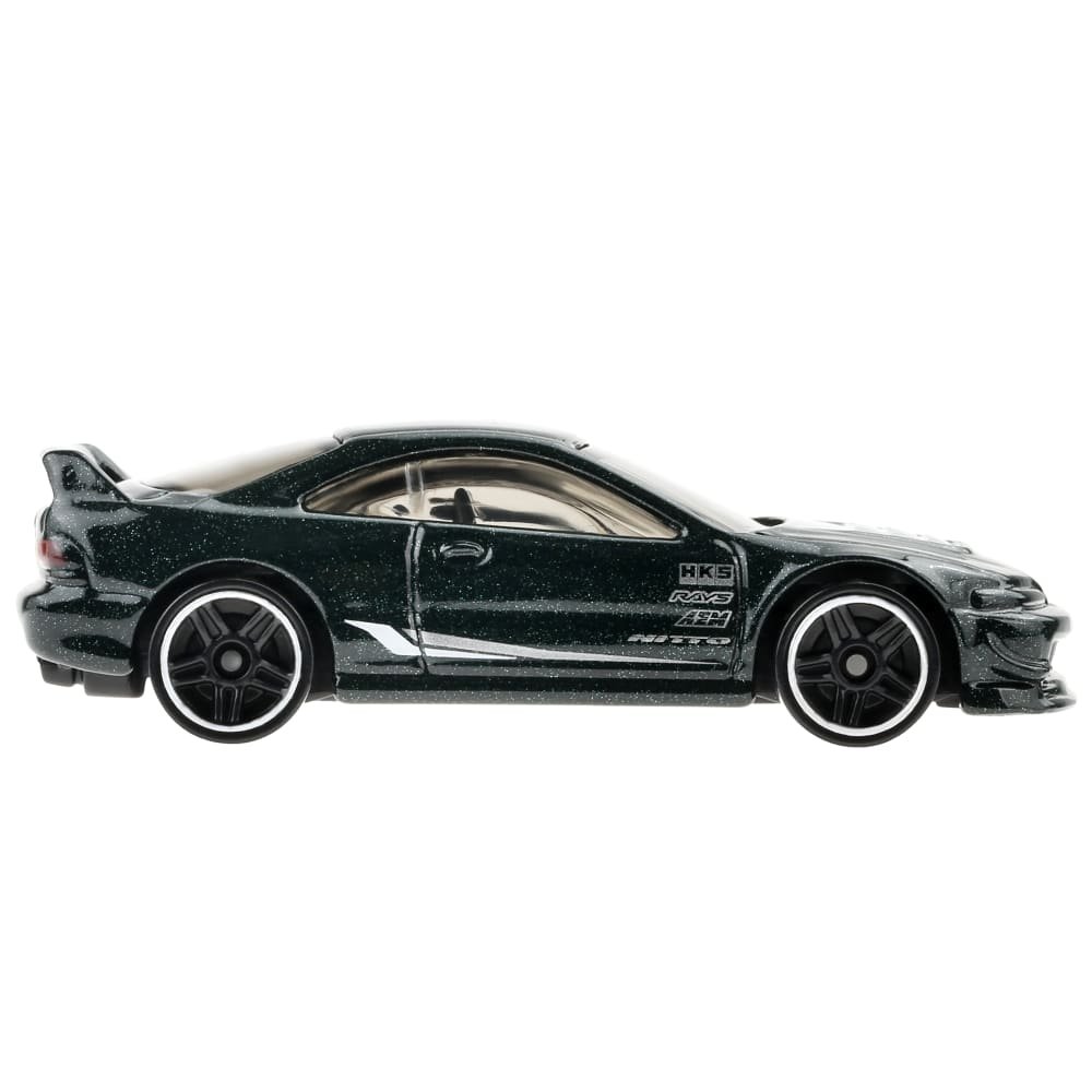 2022 Custom '01 Acura Integra GSR Green: Image 6