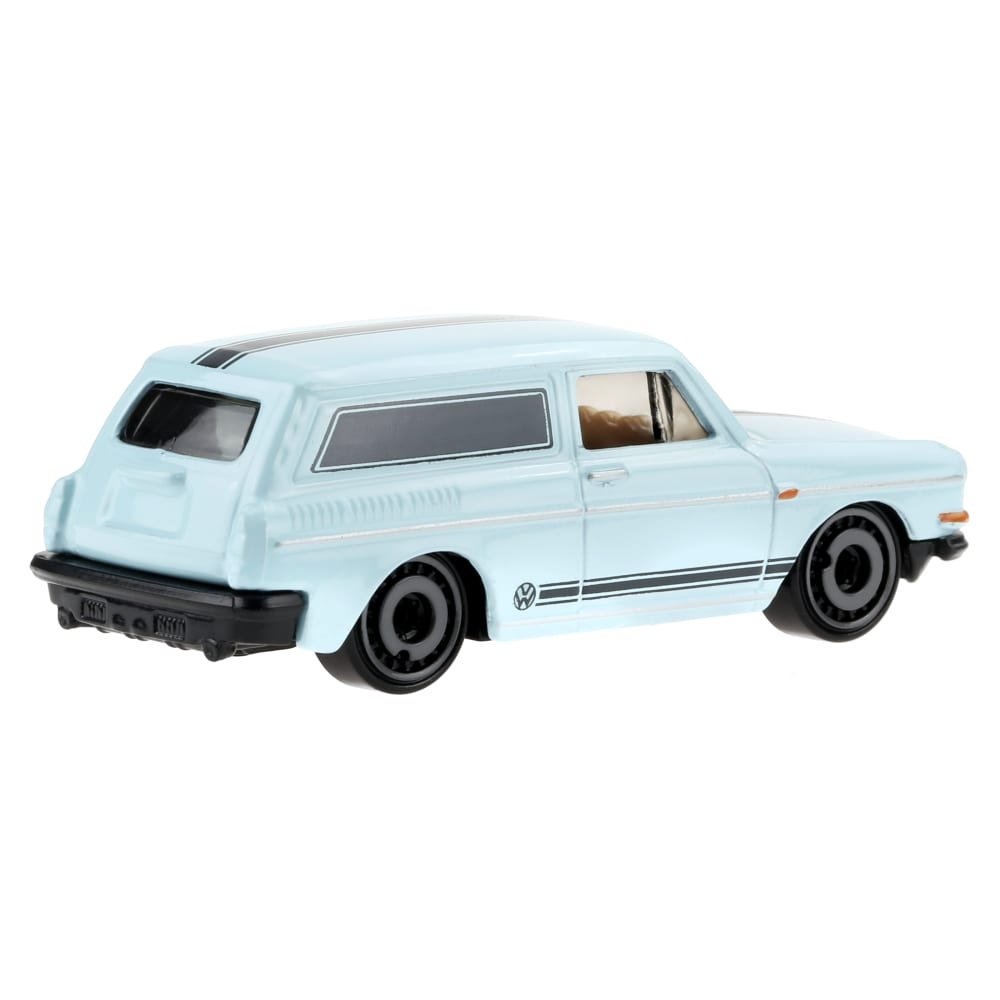 2022 Custom '69 Volkswagen Squareback Blue: Image 5