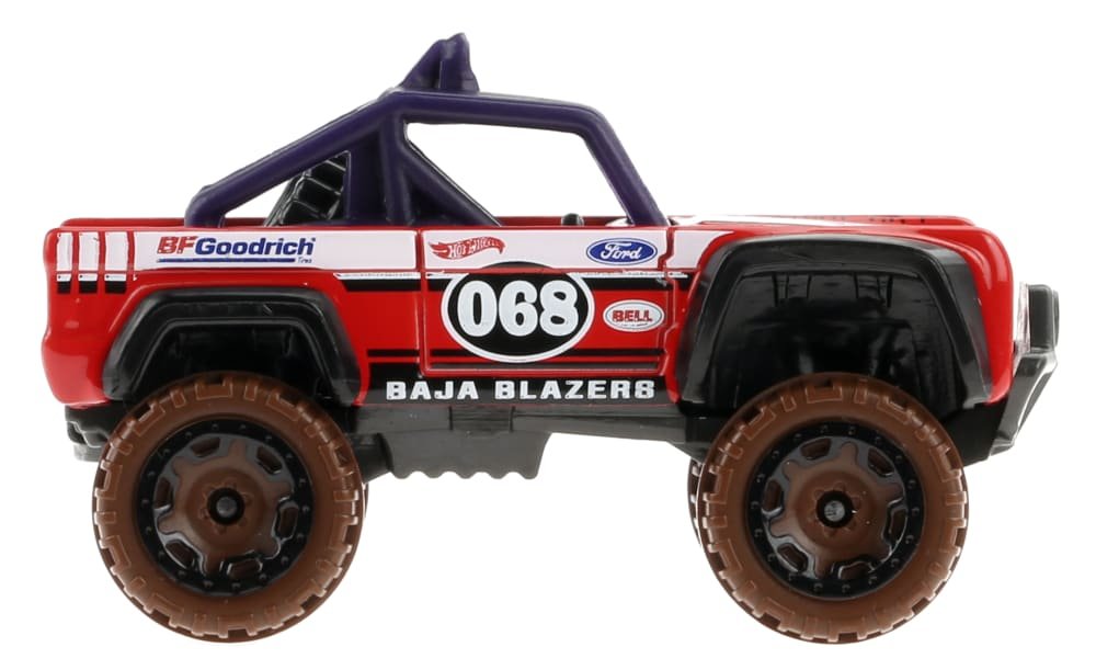 2022 Custom Ford Bronco Red: Image 4