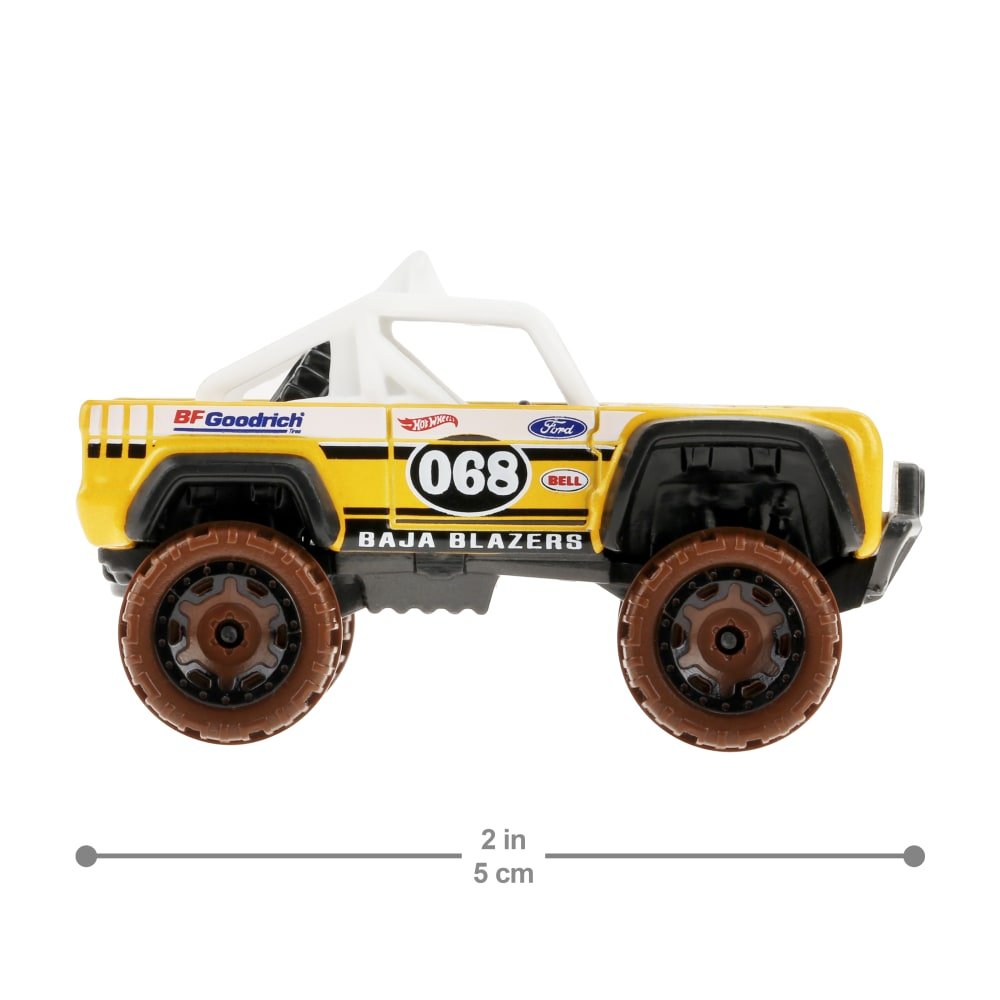 2022 Custom Ford Bronco Yellow: Image 4