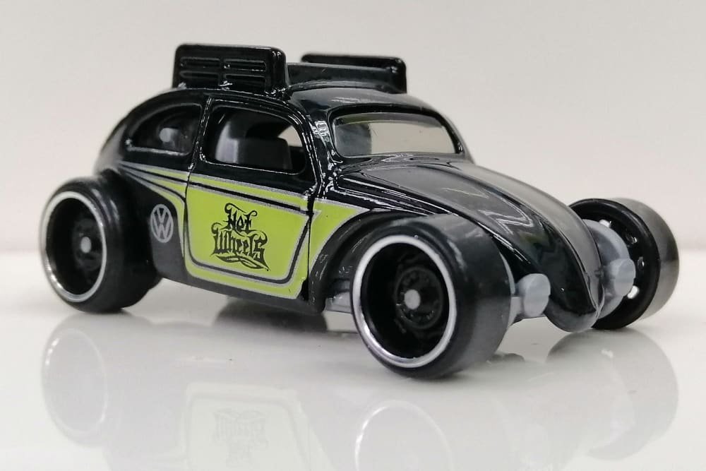2022 Custom Volkswagen Beetle Black: Image 4
