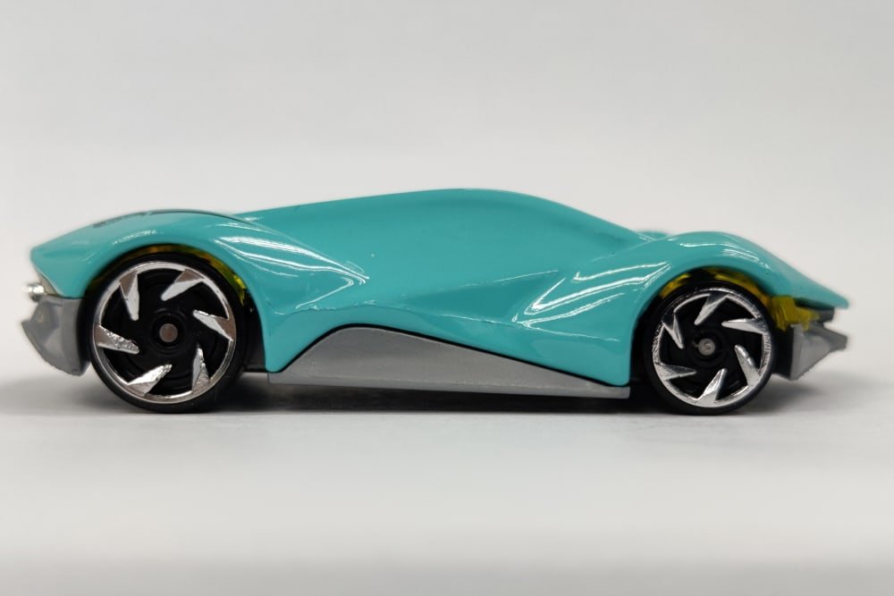 2022 Exotique Green: Image 4