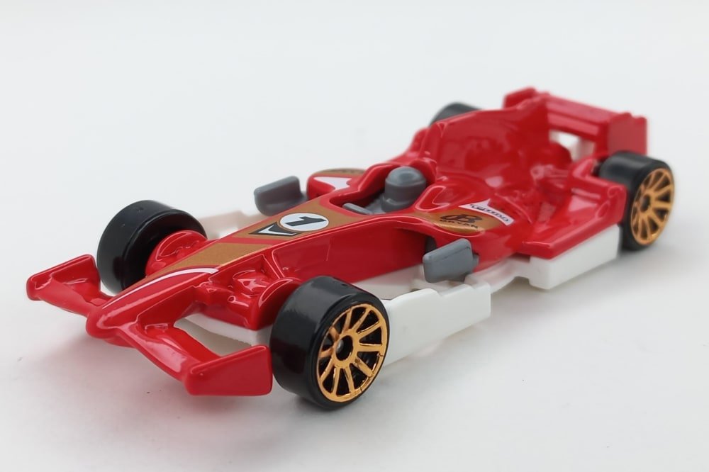 2022 F1 Racer Red: Image 2