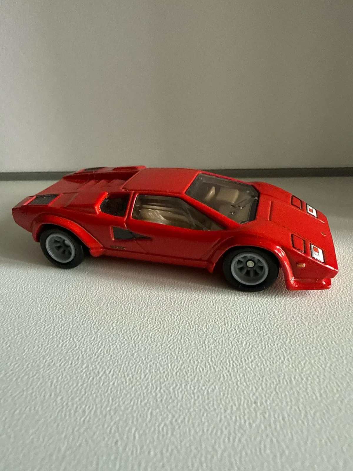 2022 Lamborghini Countach LP 5000 QV Red: No Package: Image 2