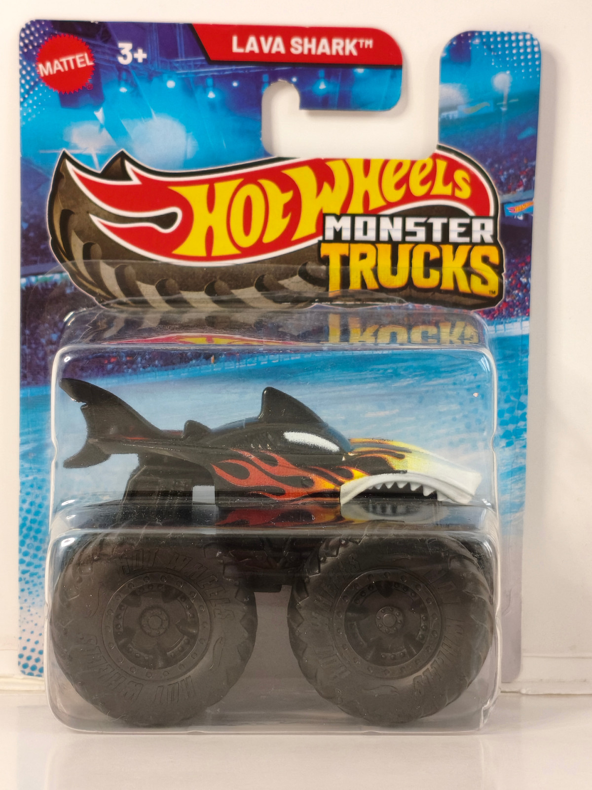 2022 Lava Shark White: Short: Image 2