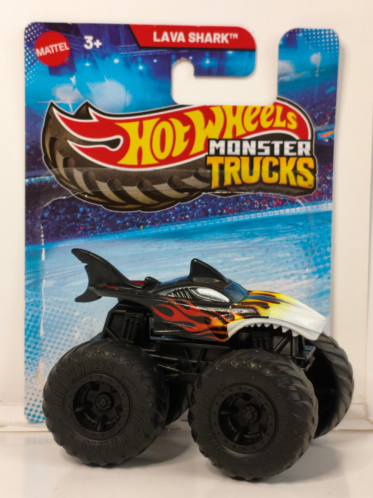 2022 Lava Shark White: Short: Image 3
