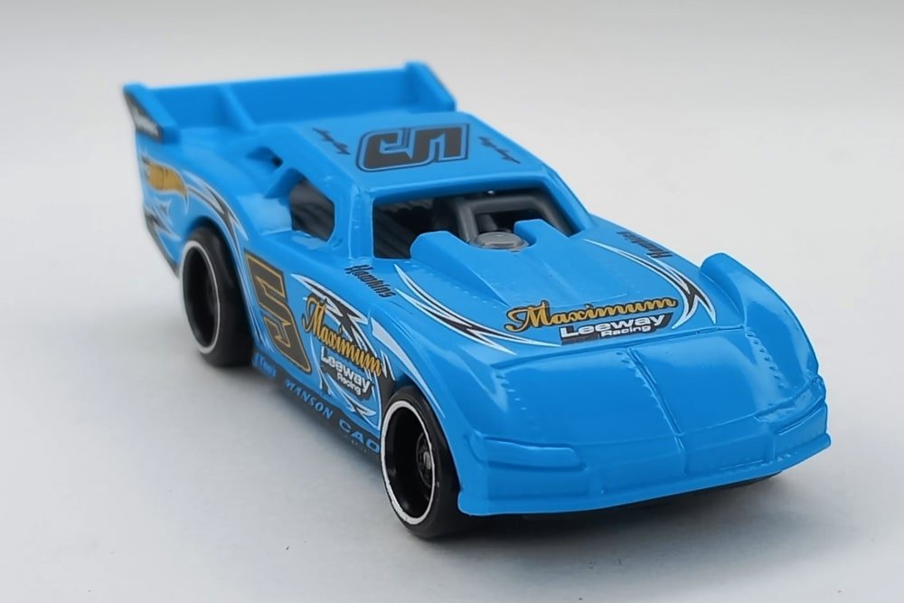 2022 Maximum Leeway Blue: Image 5