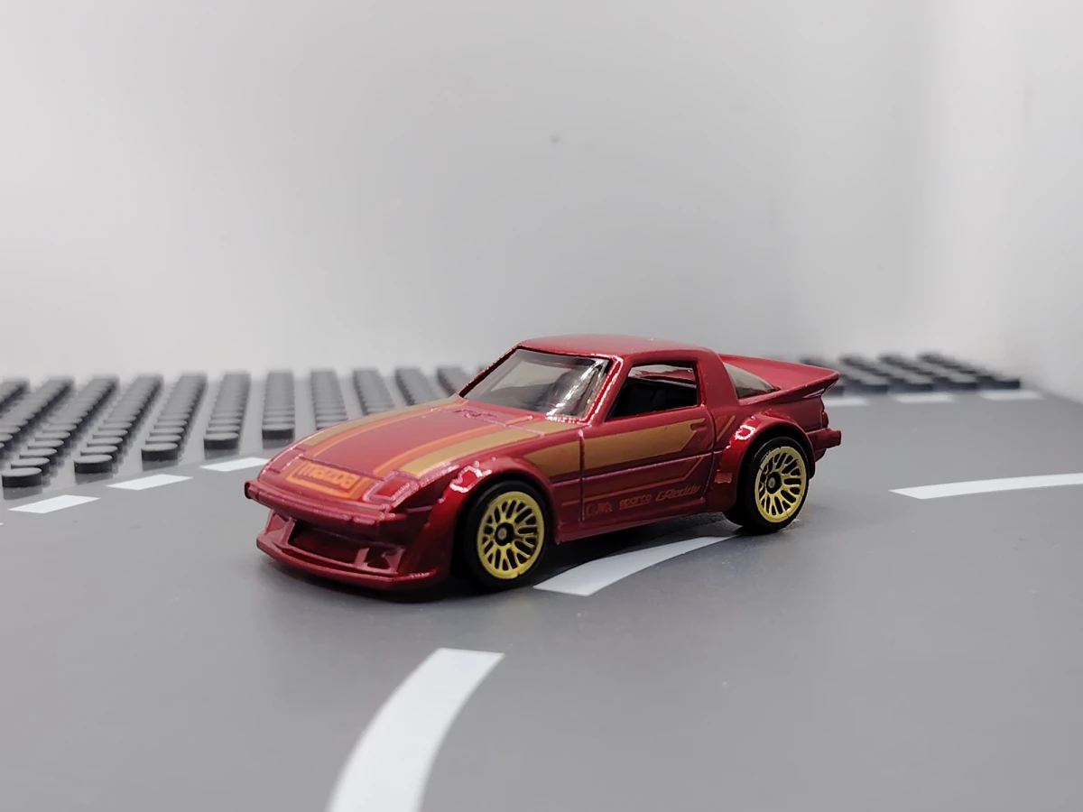 2022 Mazda RX-7 Red: No Package: Image 3