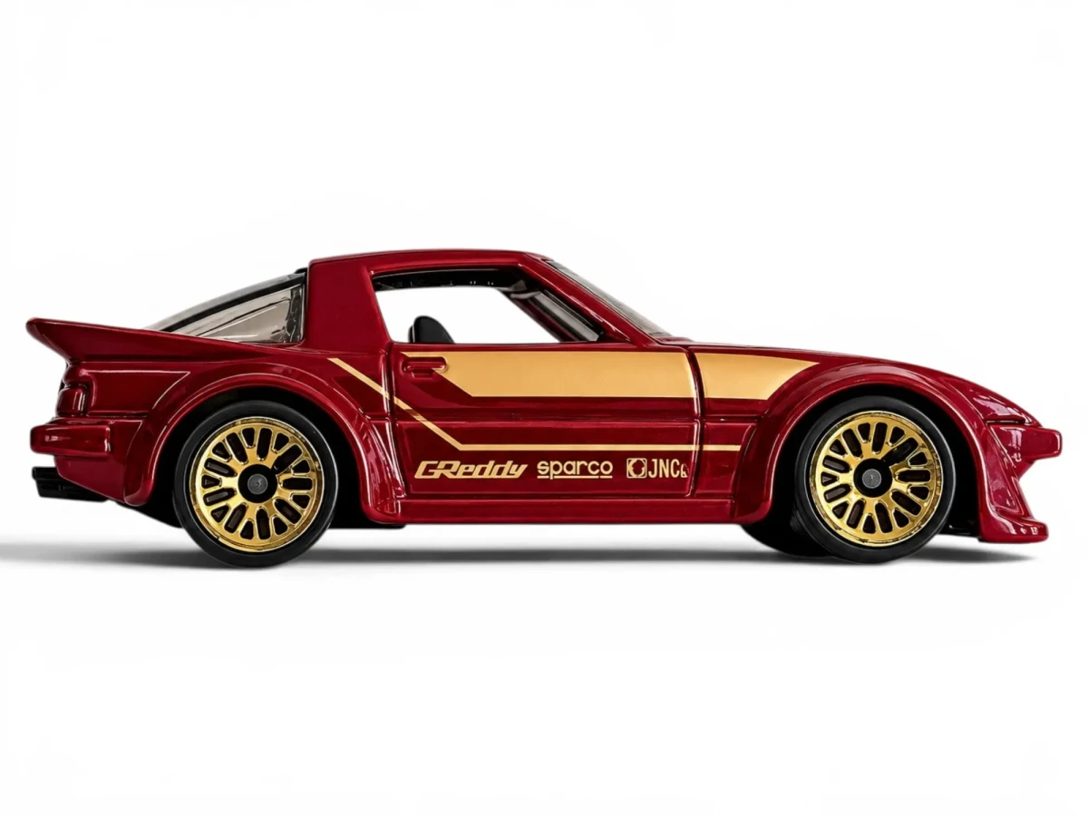 2022 Mazda RX-7 Red: No Package: Image 4