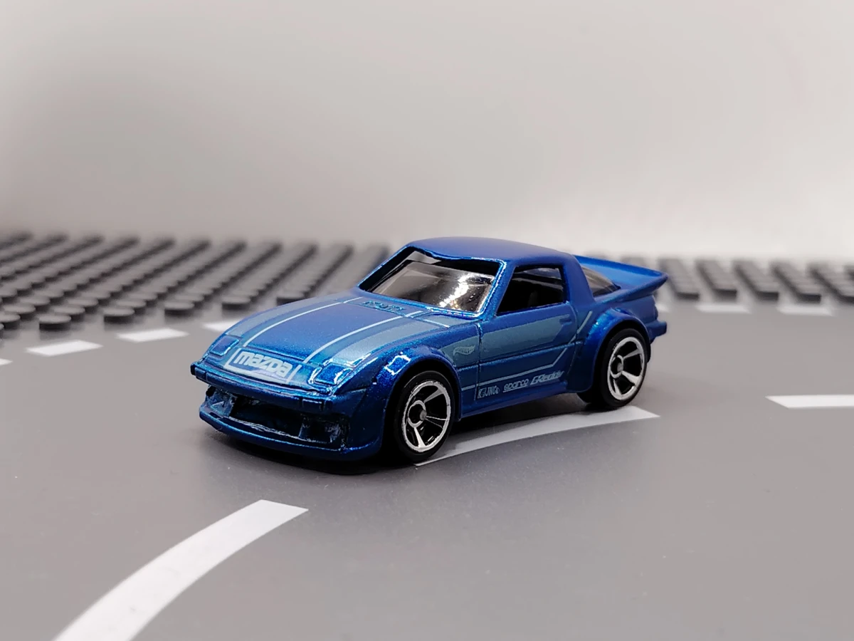 2022 Mazda RX-7 Blue: No Package: Image 3