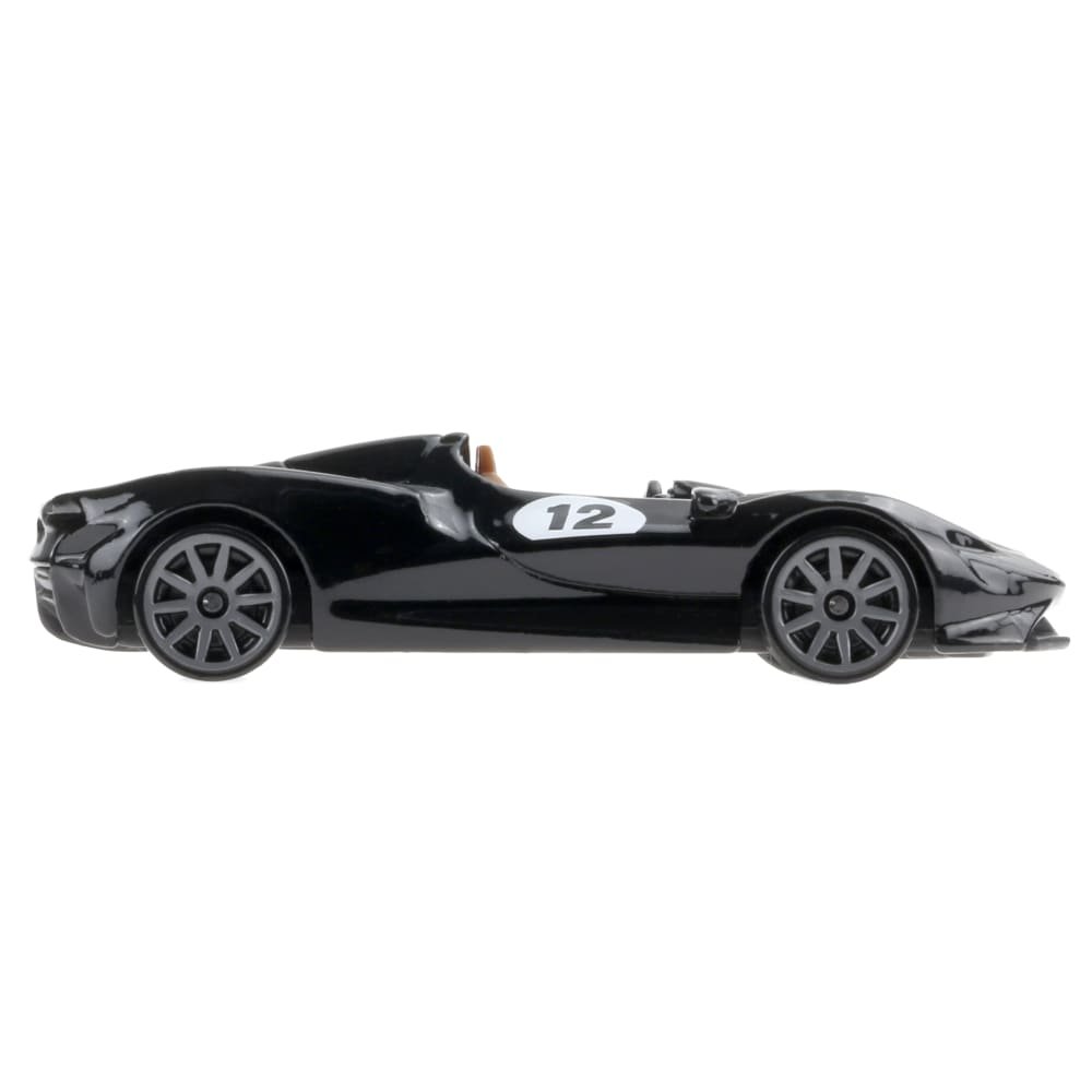 2022 McLaren Elva Black: Image 6