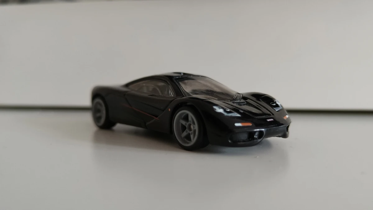 2022 McLaren F1 Black: No Package: Image 2