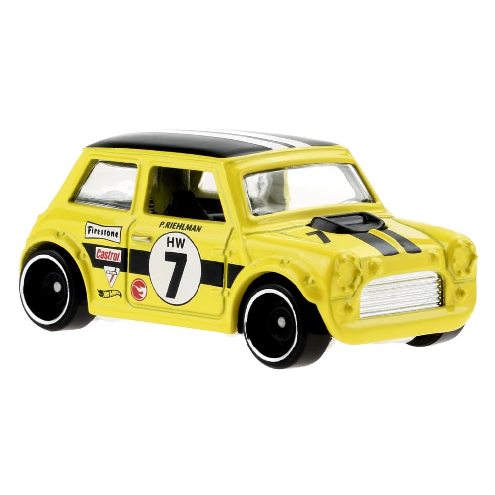 2022 Morris Mini Yellow: Image 4