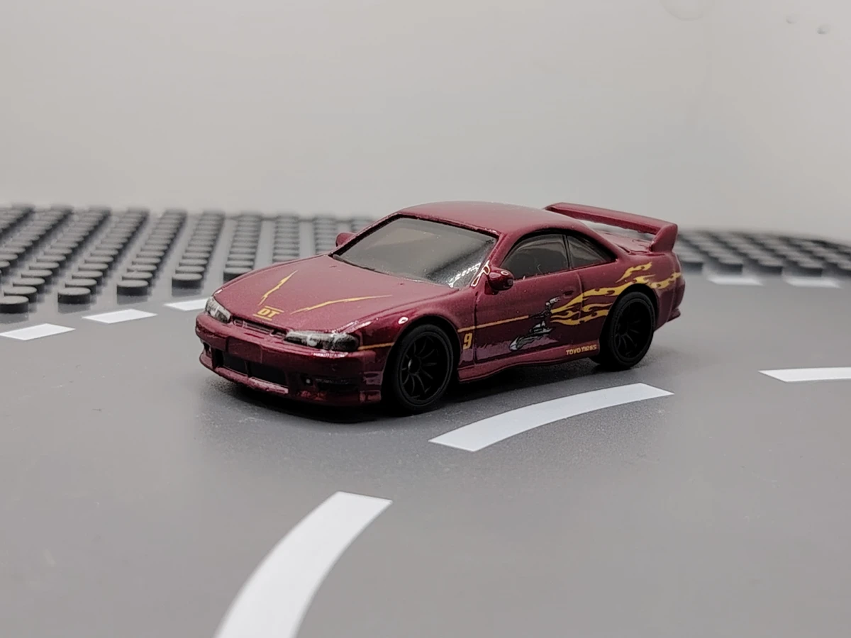 2022 Nissan 240SX (S14) Red: No Package: Image 2