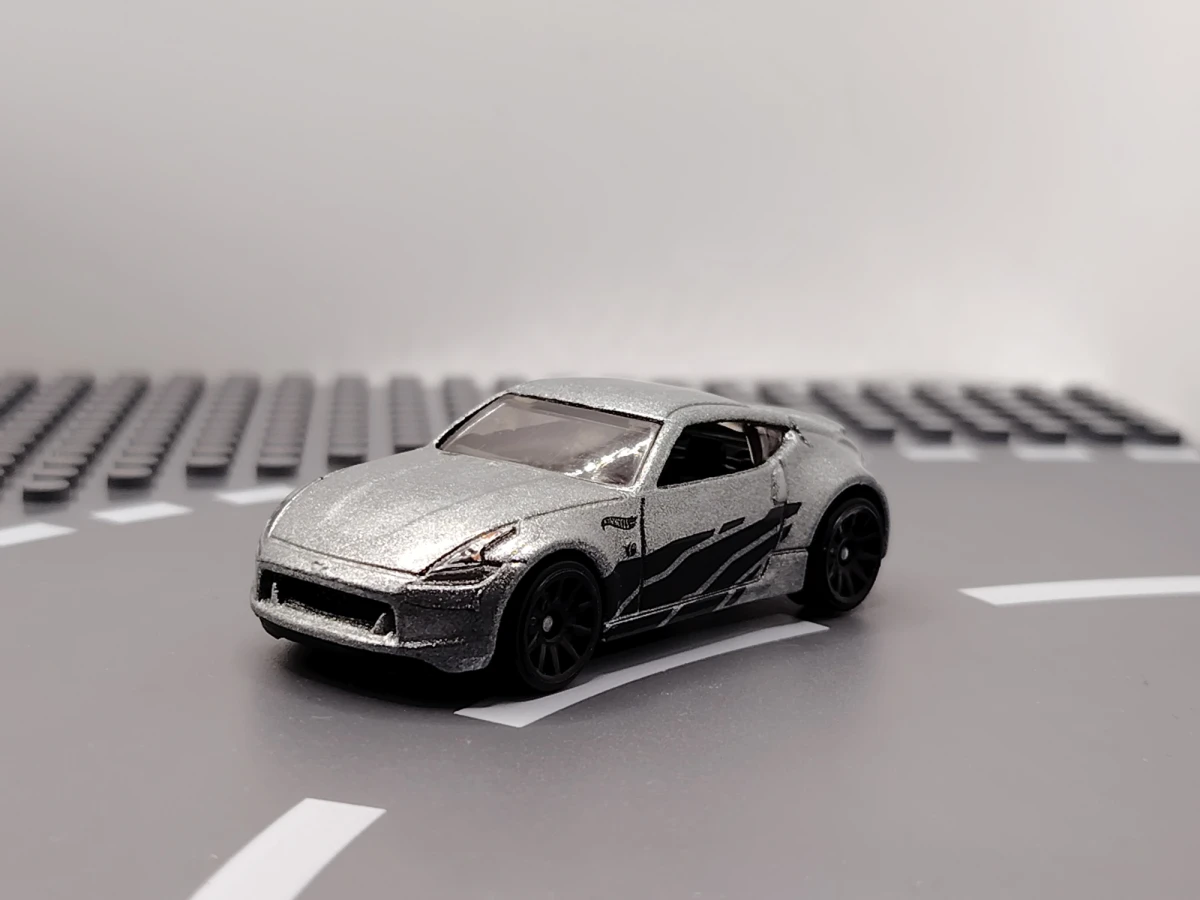 2022 Nissan 370Z Silver: No Package: Image 2