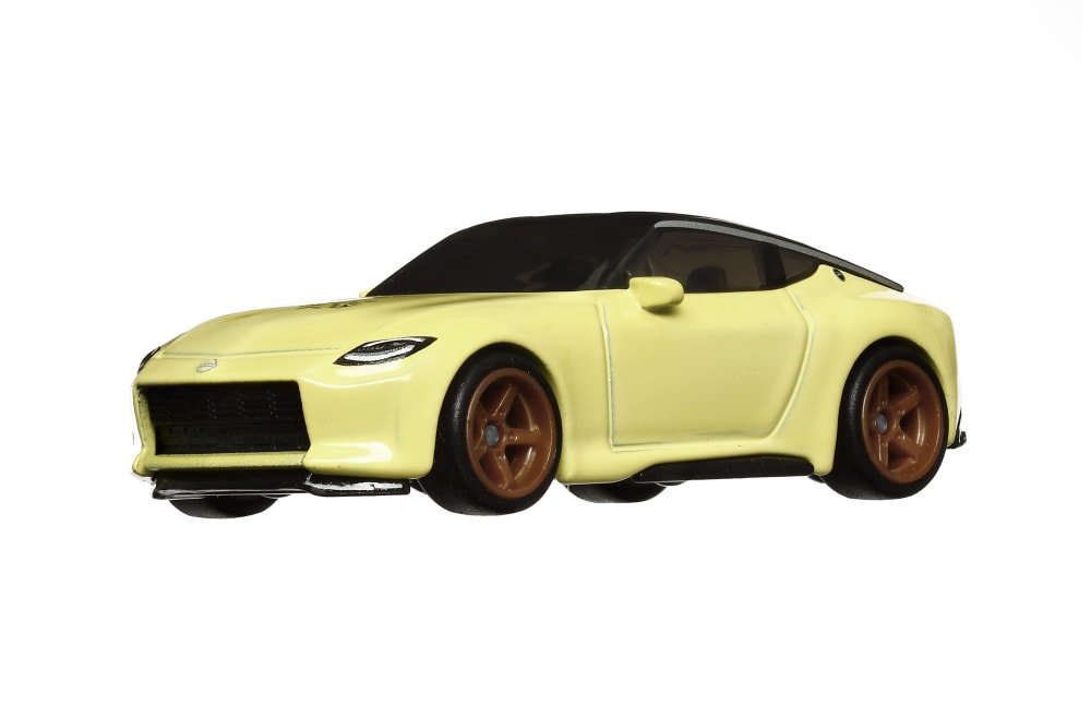 2022 Nissan Z Proto & Nissan Fairlady Z Yellow: Image 2