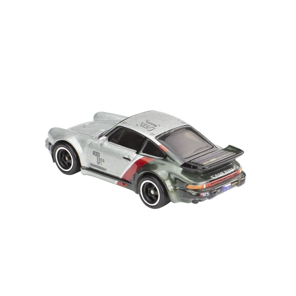 2022 Porsche 911 Turbo (930) Silver: Image 3