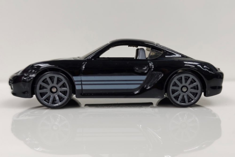 2022 Porsche Cayman S Black: Image 5