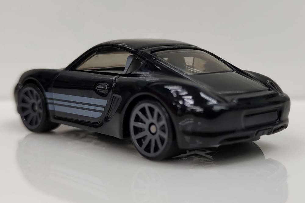 2022 Porsche Cayman S Black: Image 4