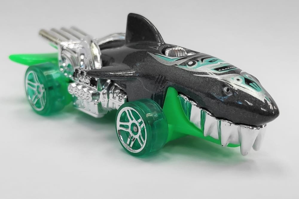 2022 Sharkruiser Grey: Image 7