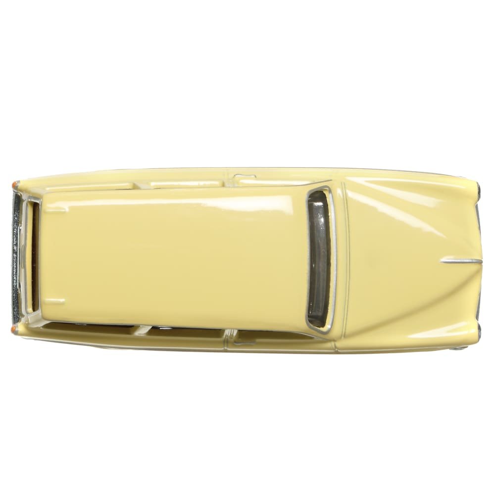 2022 Volvo P220 Amazon Estate Yellow: Image 3