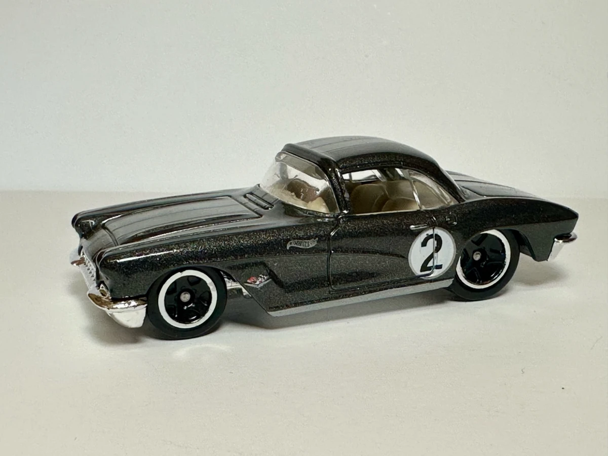 2023 62 Corvette Grey: No Package: Image 3