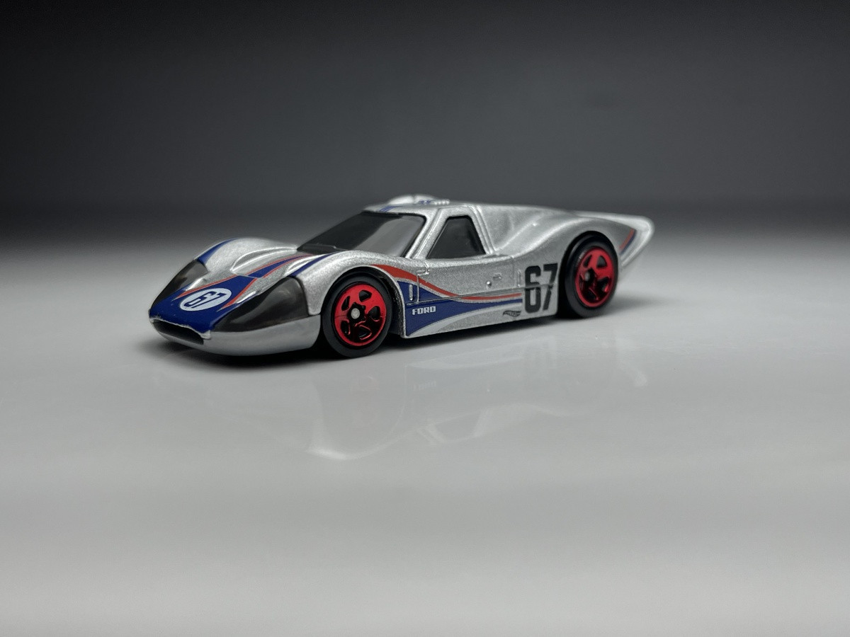 2023 67 Ford GT40 MK.IV Silver: No Package: Image 2