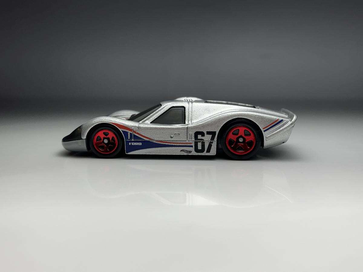 2023 67 Ford GT40 MK.IV Silver: No Package: Image 3