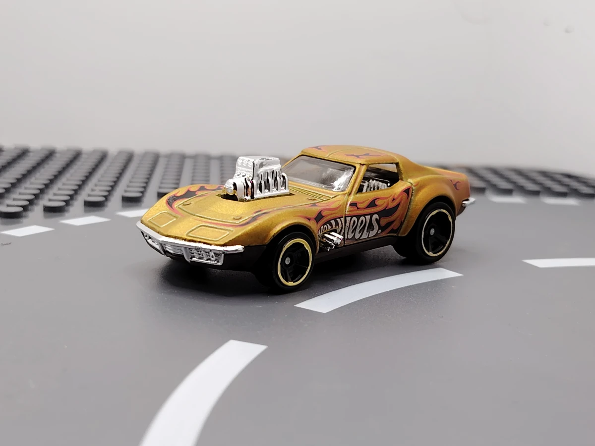 2023 68 Corvette - Gas Monkey Garage Gold: No Package: Image 3