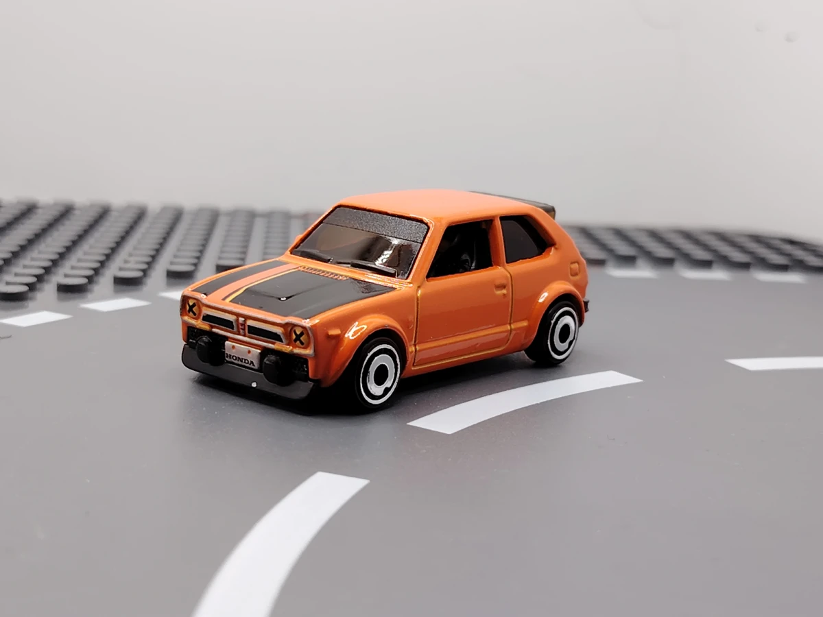 2023 73 Honda Civic Custom Orange: No Package: Image 3