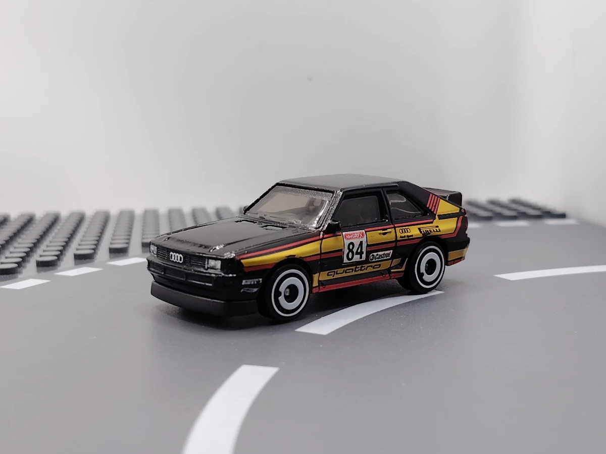 2023 84 Audi Sport Quattro Black: No Package: Image 2
