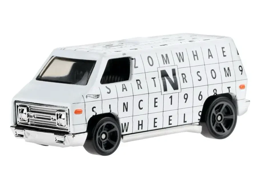 2023 70s Van White: No Package: Image 4