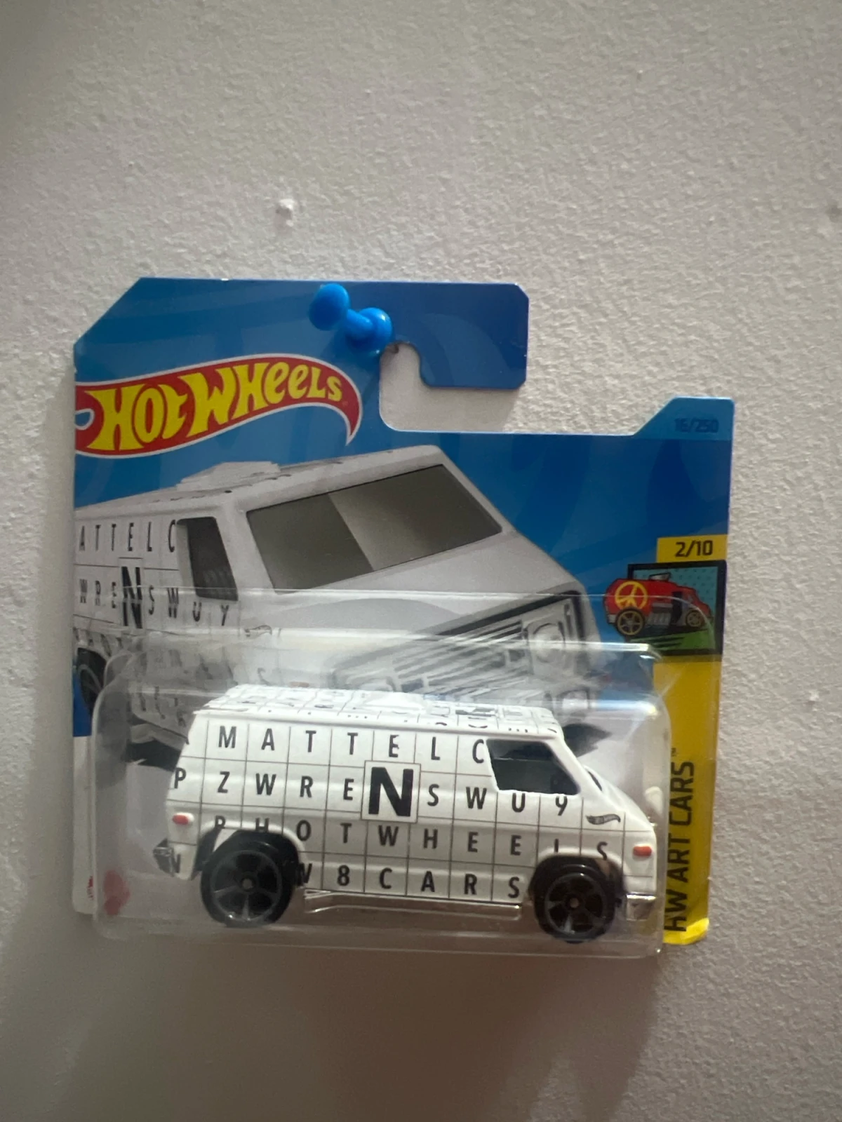 2023 70s Van White: Short: Image 2