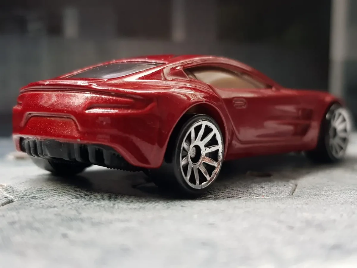 2023 Aston Martin One-77 Red: No Package: Image 3