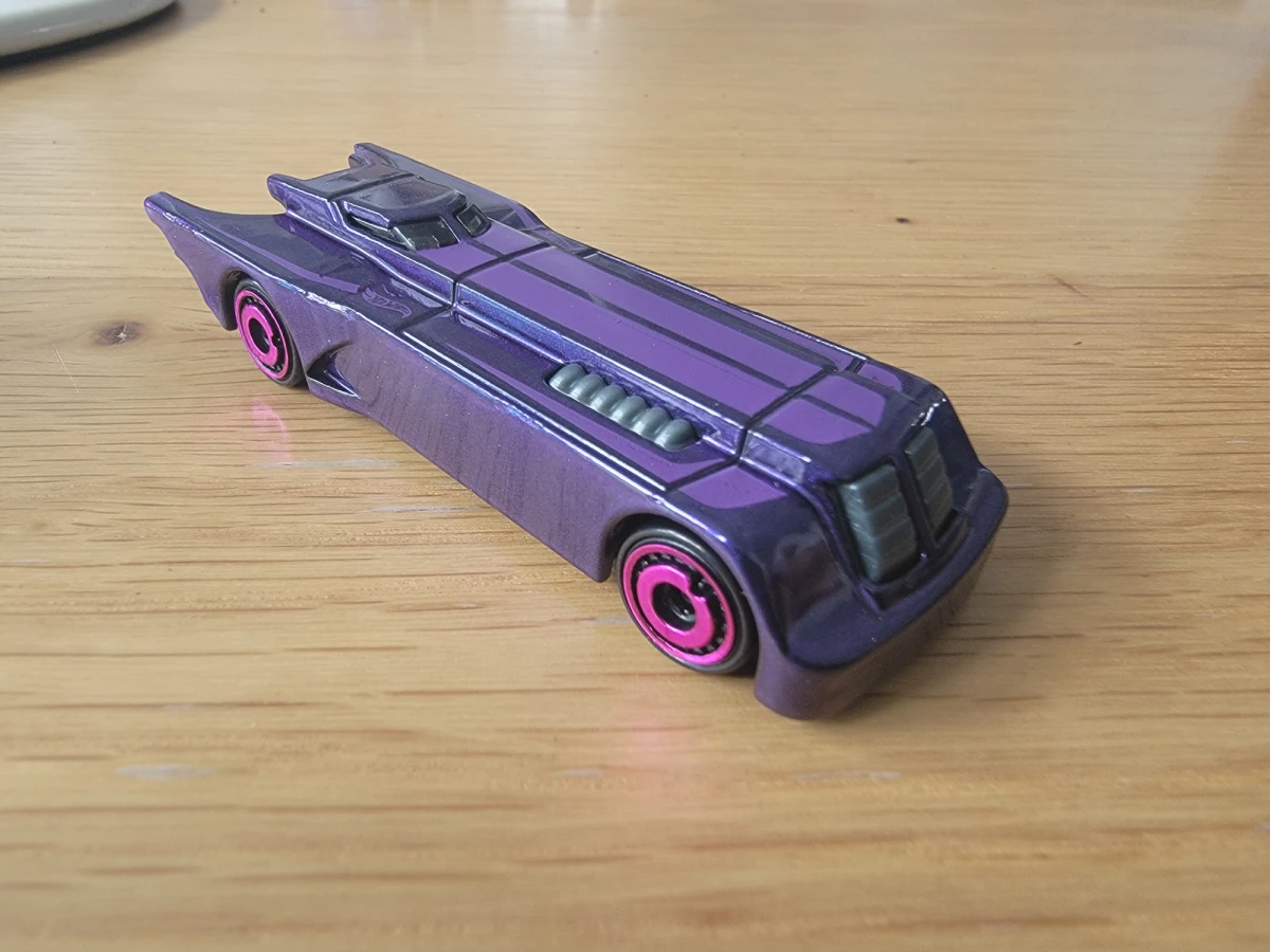 2023 Batman: The Animated Series Purple: No Package: Image 2