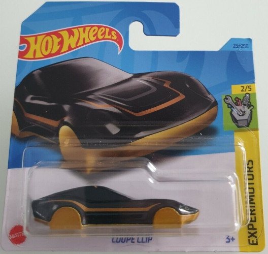 2023 Coupe Clip Black: Short: Image 2