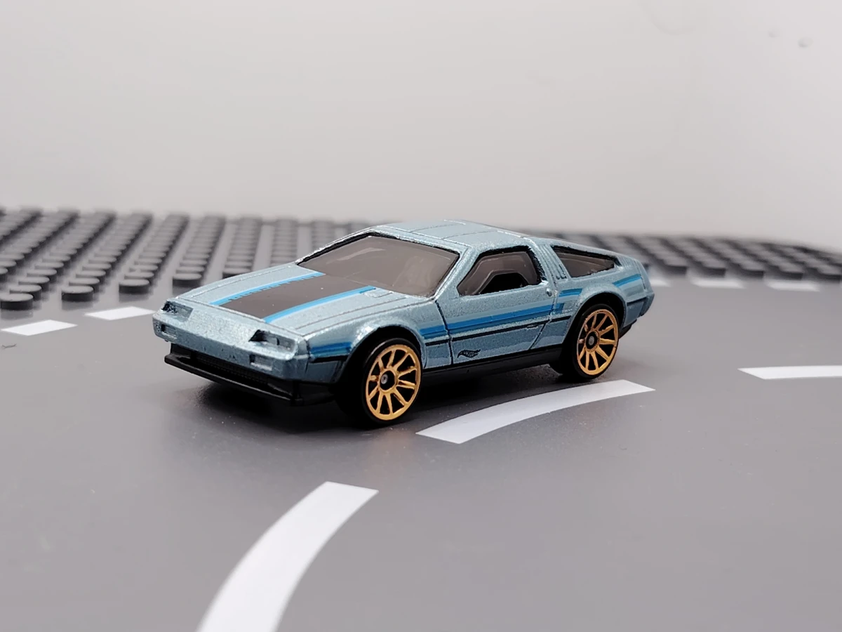 2023 DMC Delorean Blue: No Package: Image 2