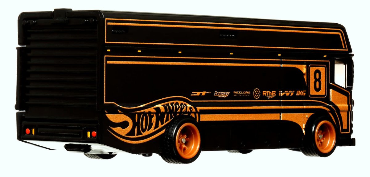 2023 Euro Hauler Pink: Image 2