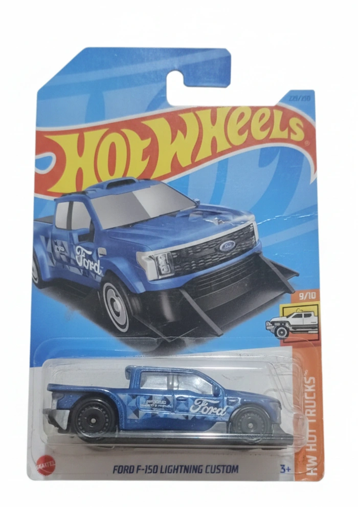 2023 Ford F-150 Lightning Custom Blue: Long (INT): Image 2