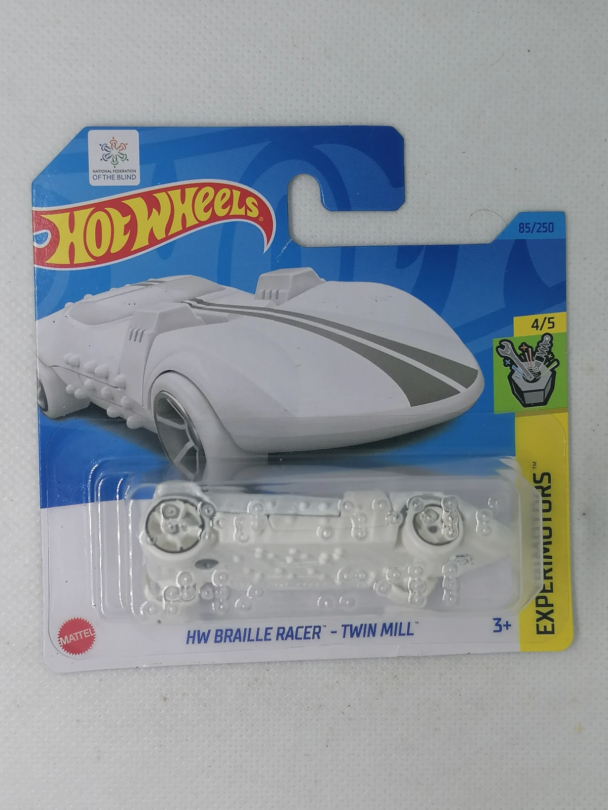 2023 HW Braille Racer - Twin Mill White: Short: Image 3