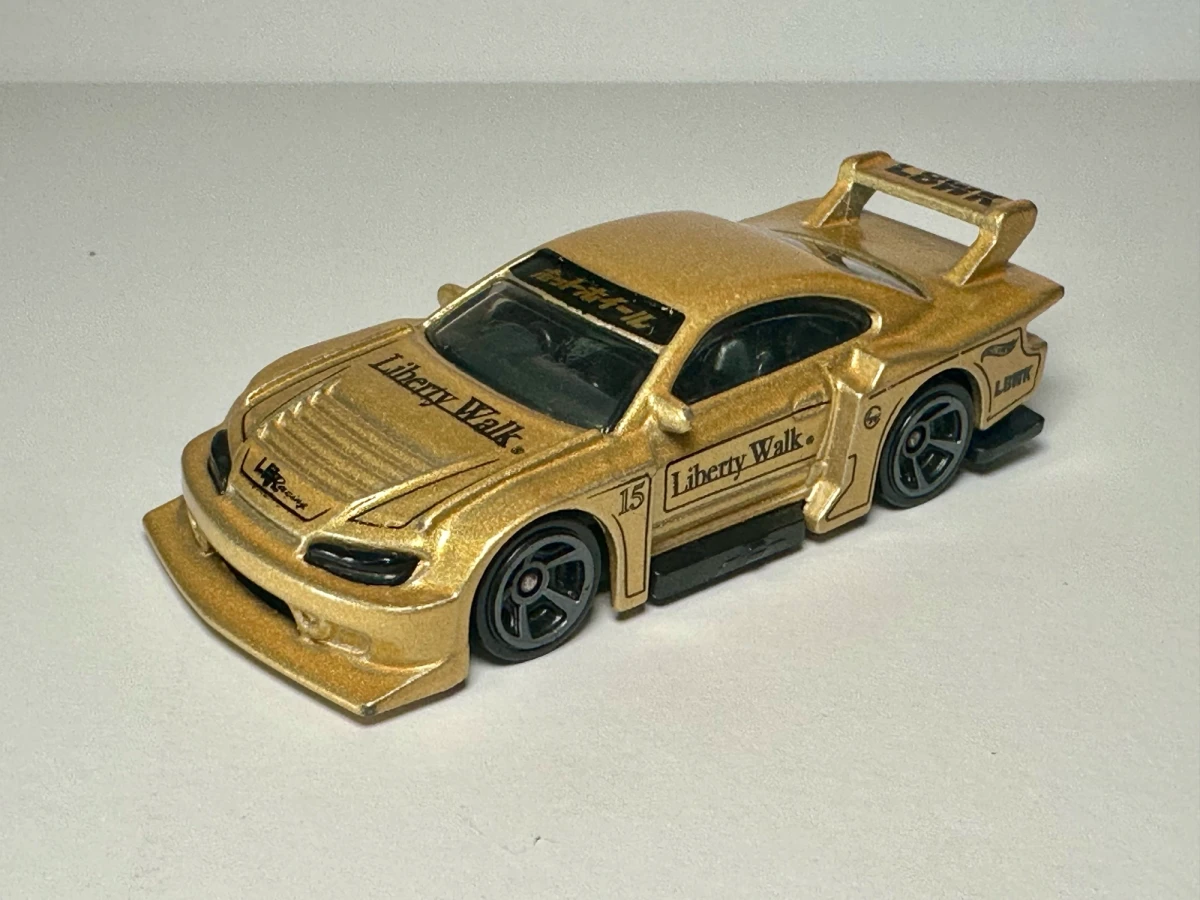 2023 LB Super Silhouette Nissan Silvia (S15) Gold: No Package: Image 3
