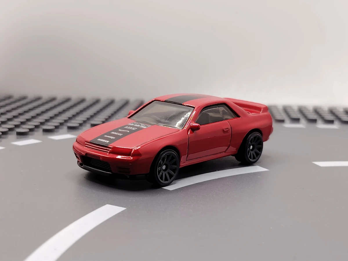 2023 Nissan Skyline GT-R (BNR32) Red: No Package: Image 2