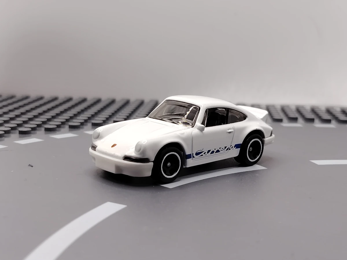 2023 Porsche 911 Carrera RS 2.7 White: No Package: Image 3