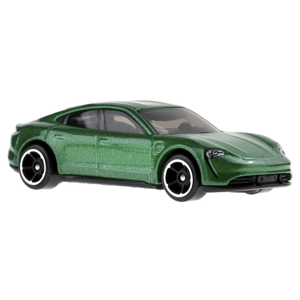 2023 Porsche Taycan Turbo S Green: Image 6