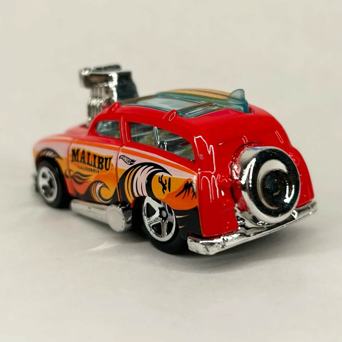 2023 Surf 'N Turf Red: No Package: Image 4