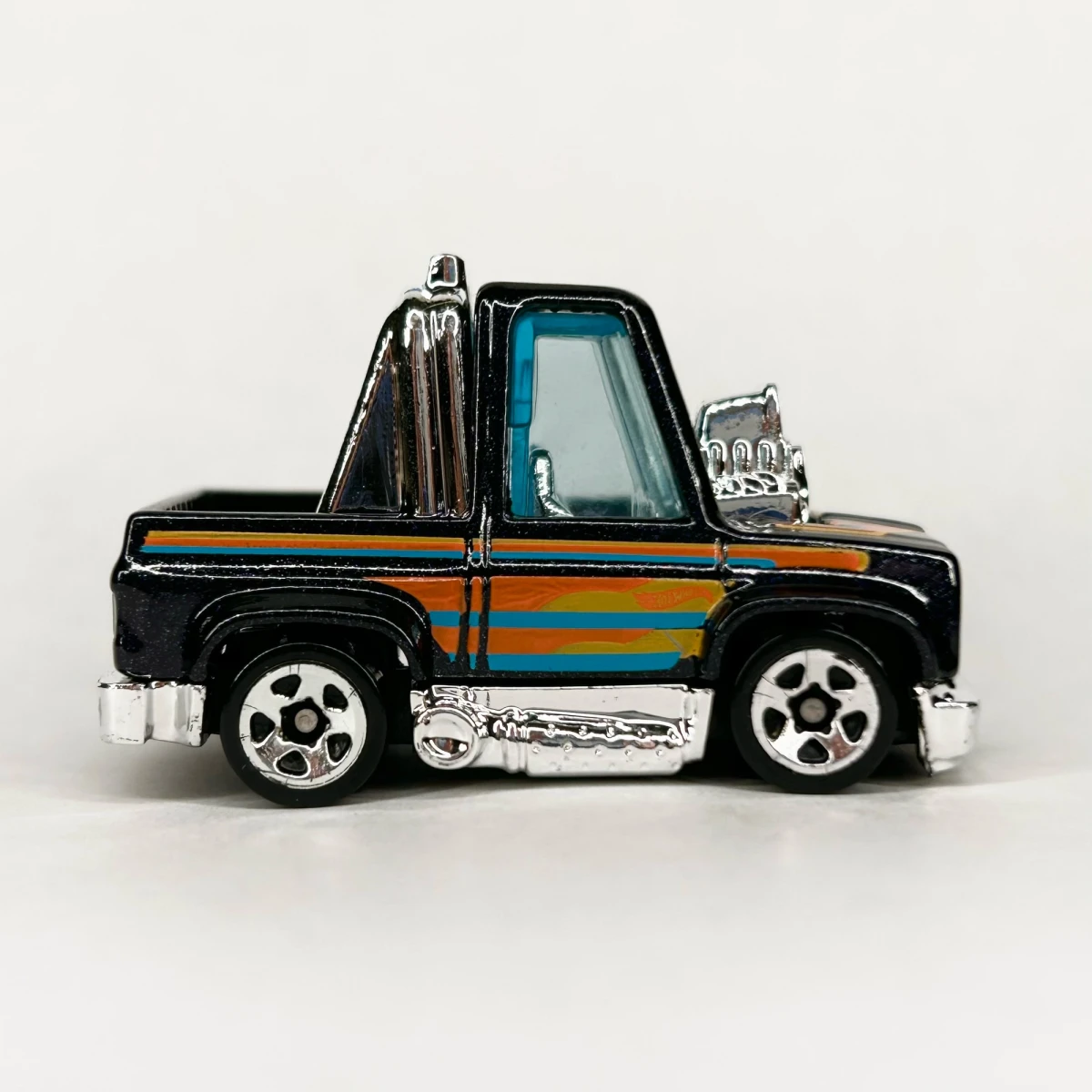 2023 Toon'd '83 Chevy Silverado Blue: No Package: Image 7