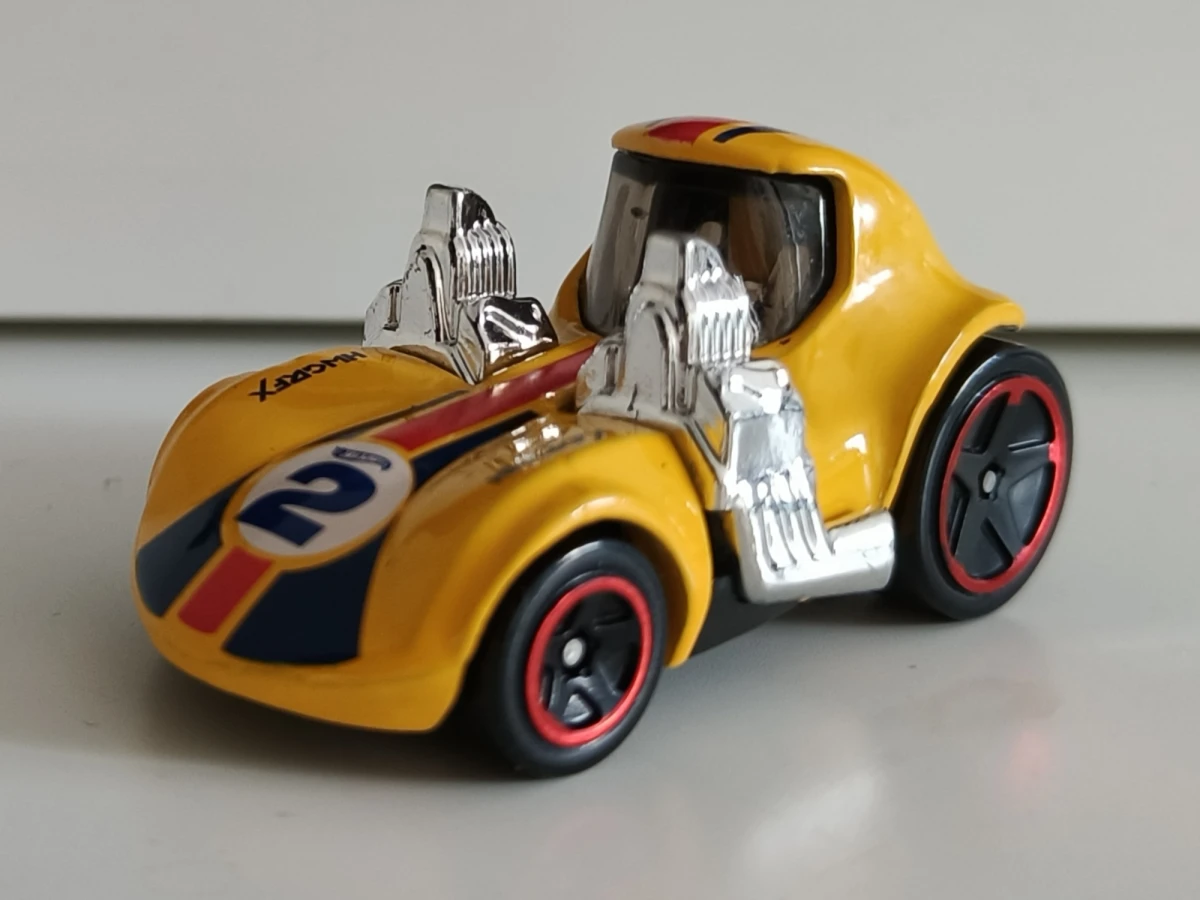 2023 Tooned Twin Mill Yellow: No Package: Image 2