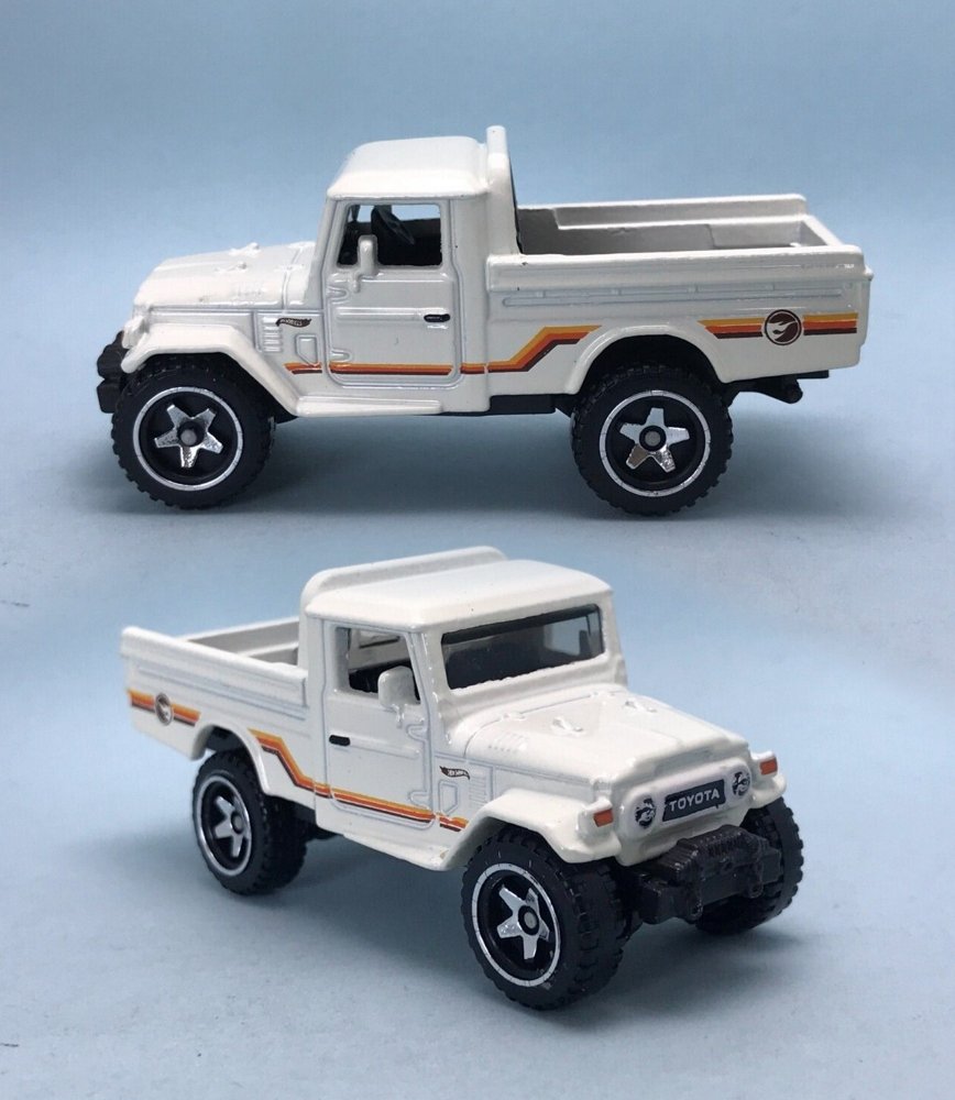 2023 Toyota Land Cruiser White: Image 4