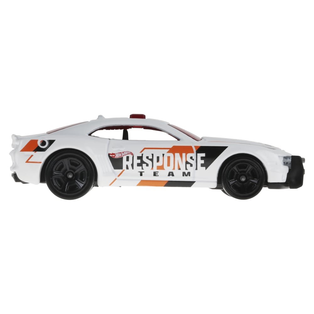 2024 10 Camaro SS White: Image 6